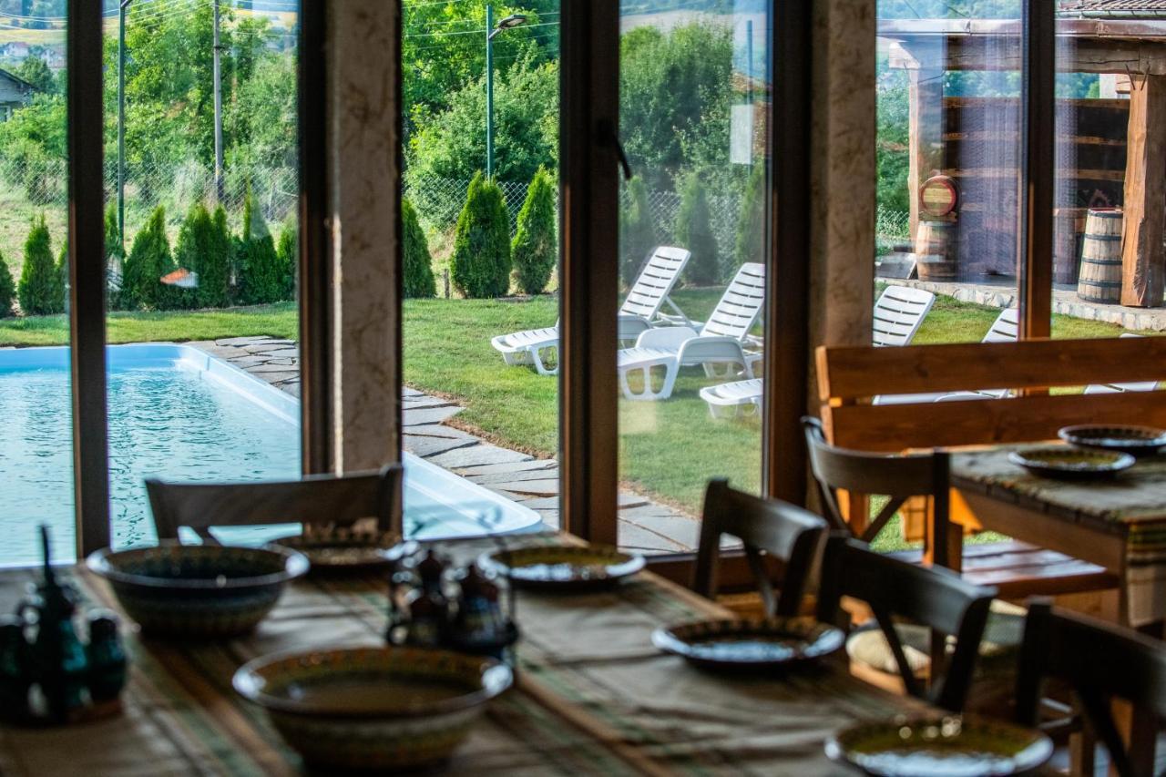 Етно Комплекс "Поп Грую Бански" Banya  Екстер'єр фото