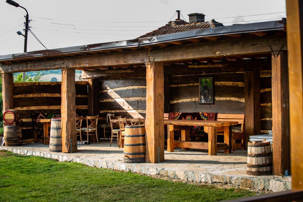 Етно Комплекс "Поп Грую Бански" Banya  Екстер'єр фото